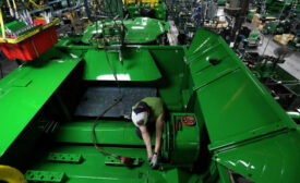 deere manufacturing 900